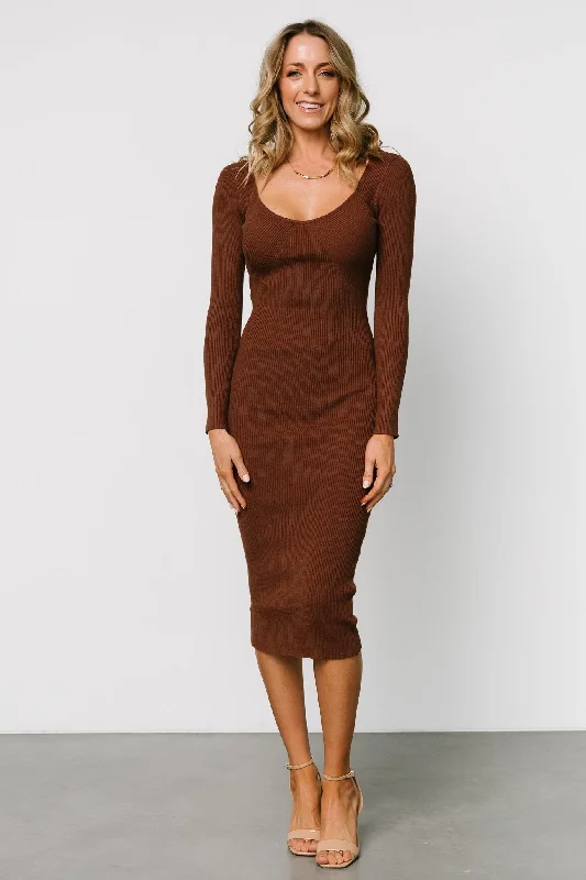 Eve Ribbed Midi Dress | Brown Cozy Ribbed Knit Midi Dress