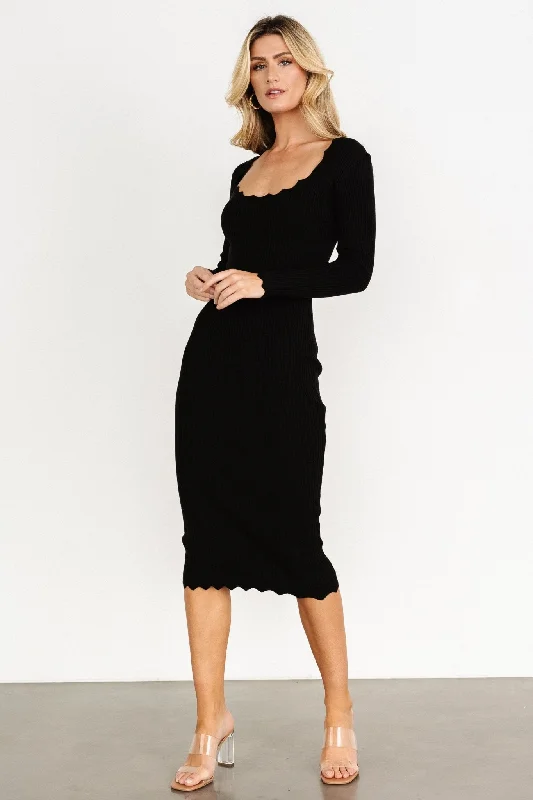 Percy Scalloped Midi Dress | Black Trendy Off-Shoulder Button Midi Dress