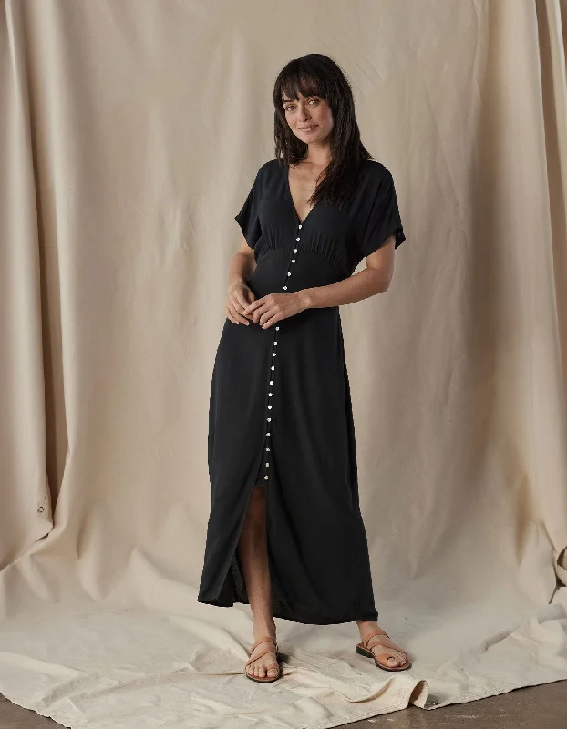 Aria Crepe Button Thru Maxi Dress in Black Cozy Open-Back Maxi Dress